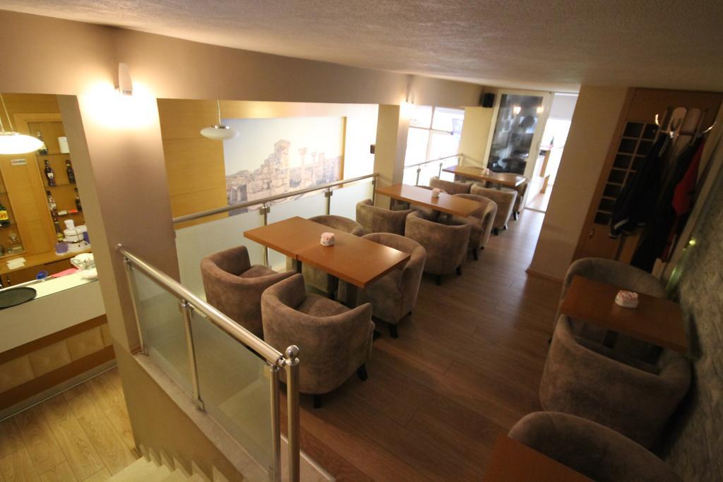 Hotel Bylis Tirana Kültér fotó