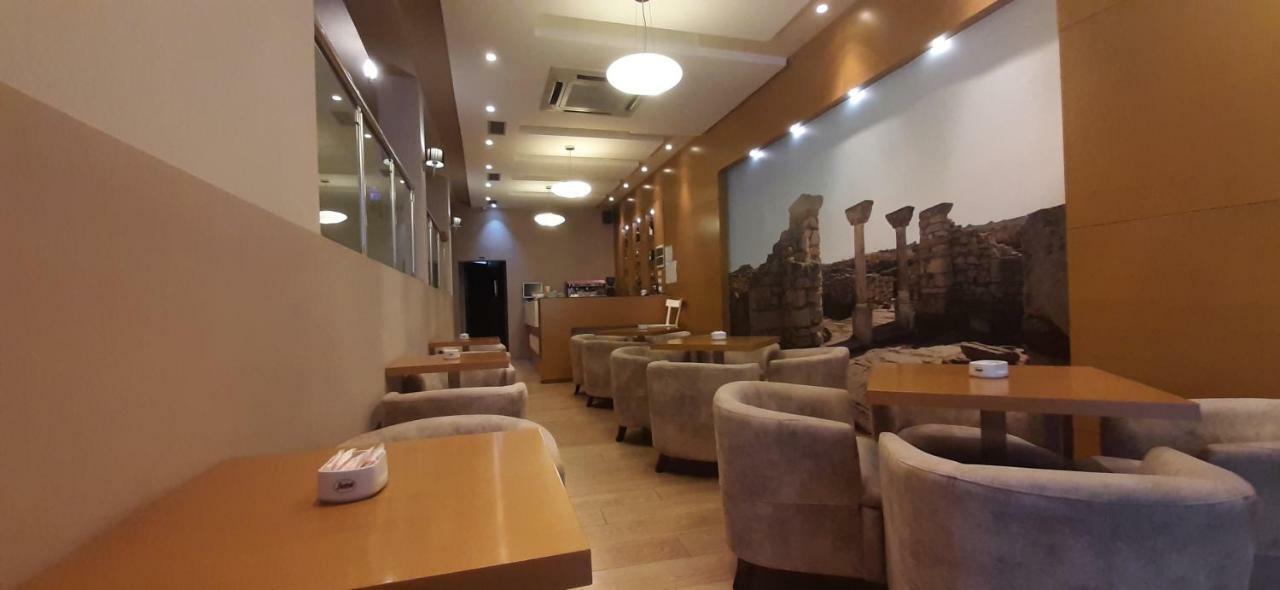 Hotel Bylis Tirana Kültér fotó